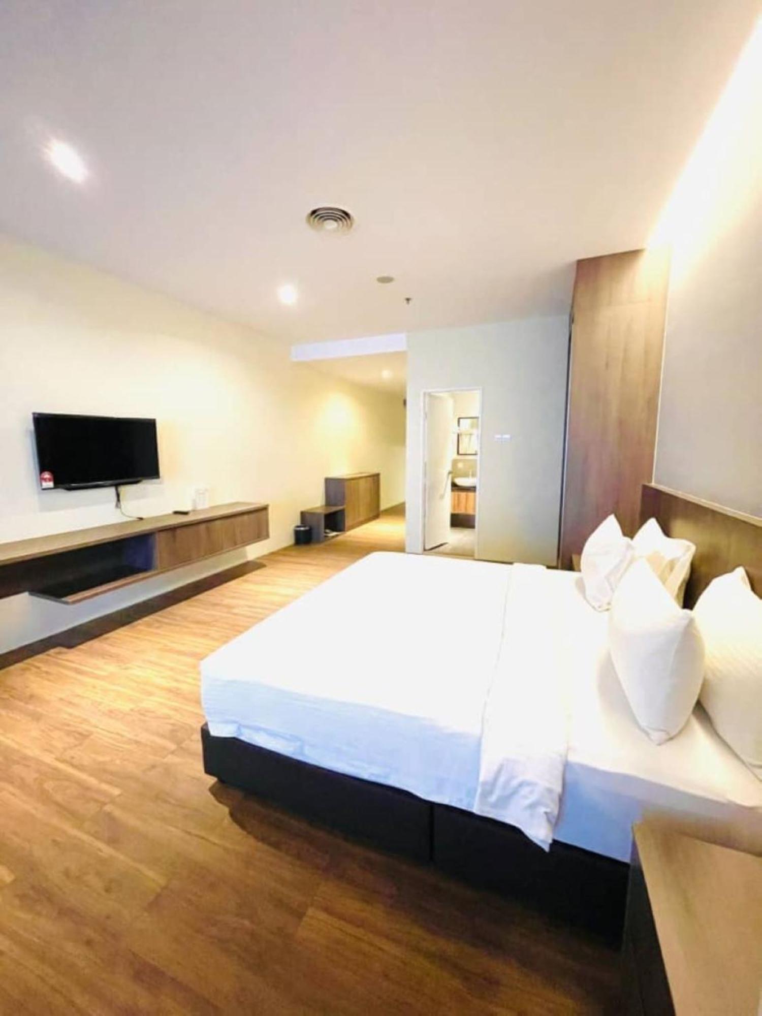 Imperial Regency Suites & Kuala Lumpur Buitenkant foto