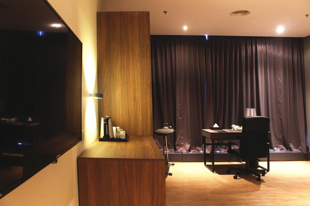 Imperial Regency Suites & Kuala Lumpur Buitenkant foto